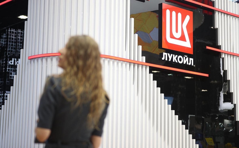 politico-uznal-o-planah-rumynii-i-niderlandov-po-prodazhe-obektov-lukojla-d983b11.jpg