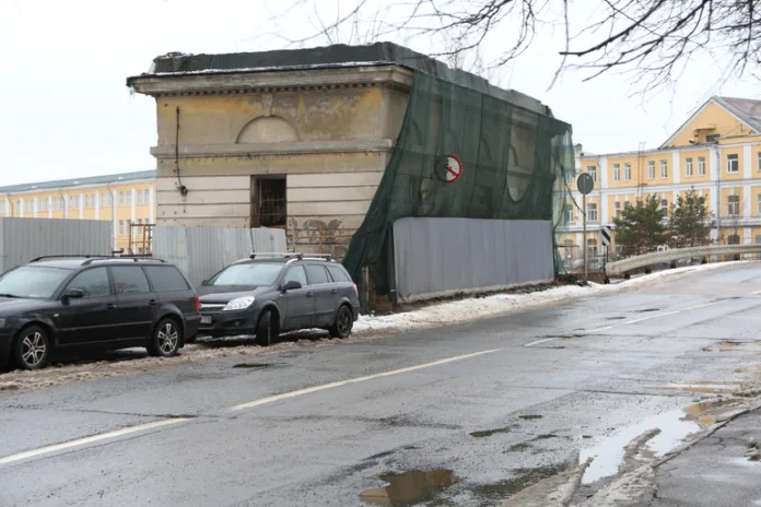 v-peterburge-na-utilizaciju-snega-vydeljat-226-mln-rublej-cab323e.webp